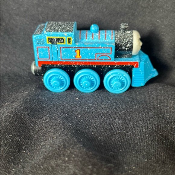 Thomas Winter Wonderland Snow Covered Train Tank Engine Friends Wooden 2006 - Picture 13 of 13